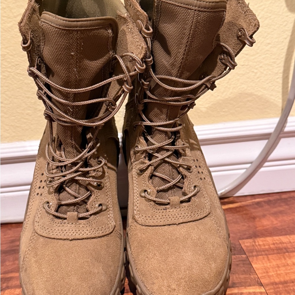 Army Boots